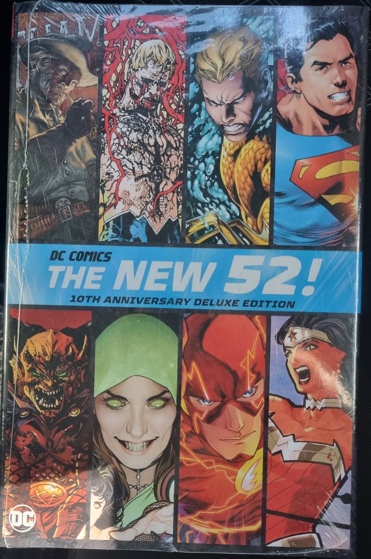 DC New 52 10th Anniversary Deluxe Edition Graphic Novel